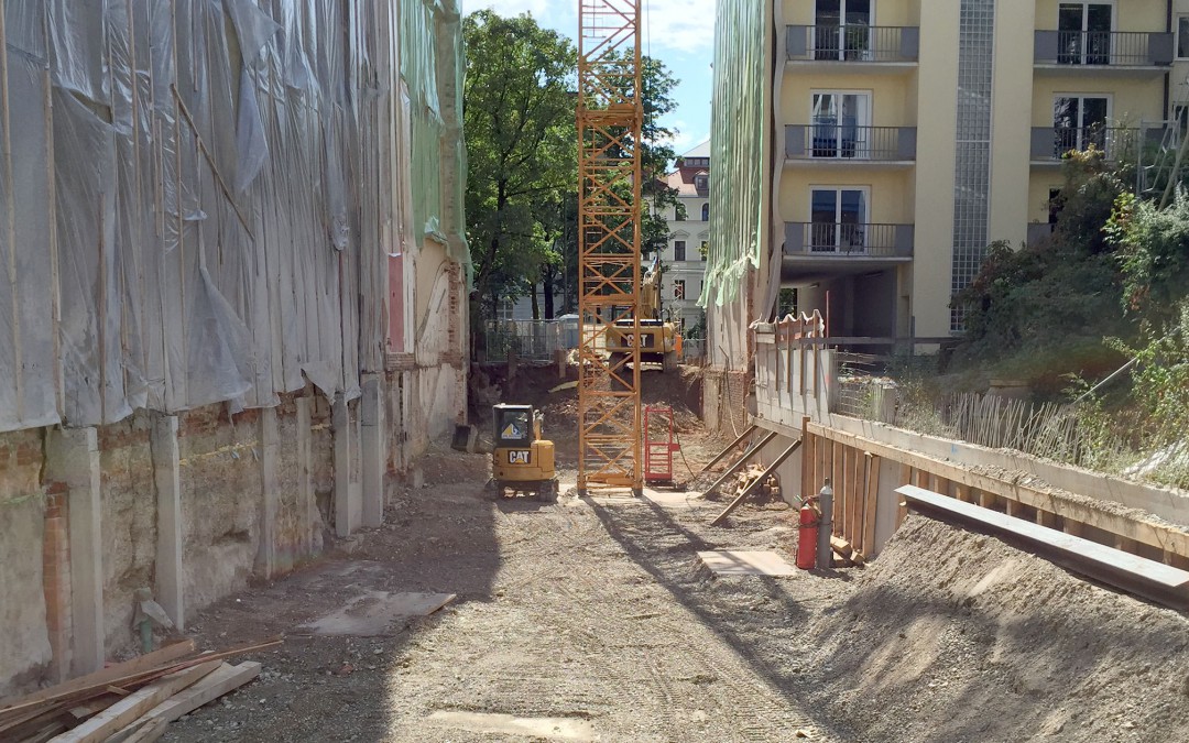 Baubeginn für Wohnanlage in der Münchner Maxvorstadt (09/2015)